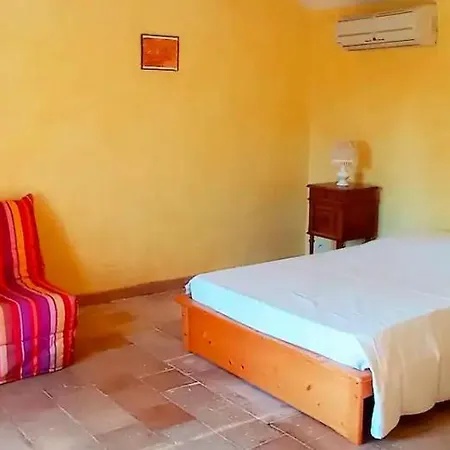 Couette-café Mas Du Puits Blanc Sernhac